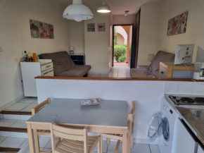 STUDIO DANS RÉSIDENCE DE TOURISME